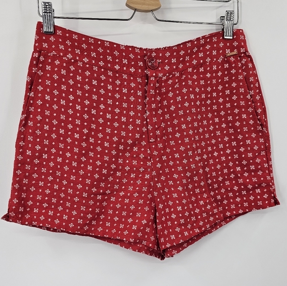 Volcom High Waist Red Floral Women's Shorts - Picture 1 of 7